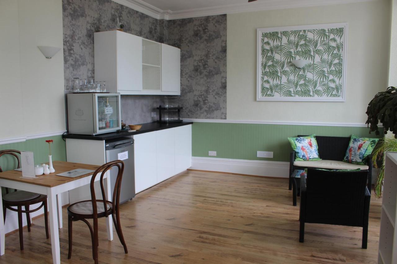 Beamsley Lodge B&B AEGON International Esterno foto