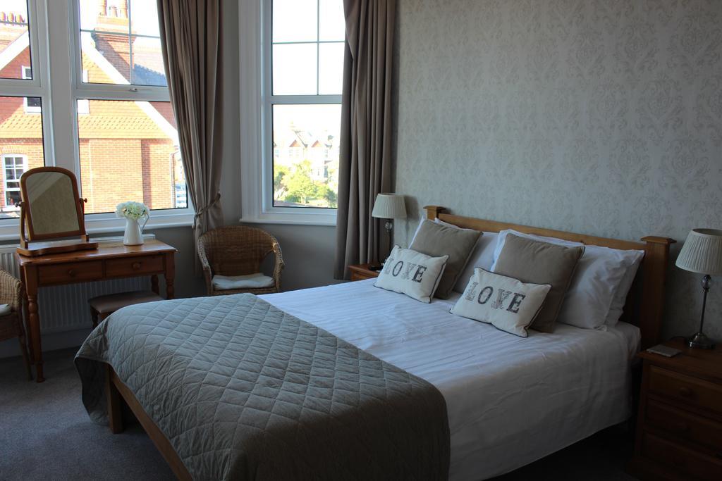 Beamsley Lodge B&B AEGON International Esterno foto