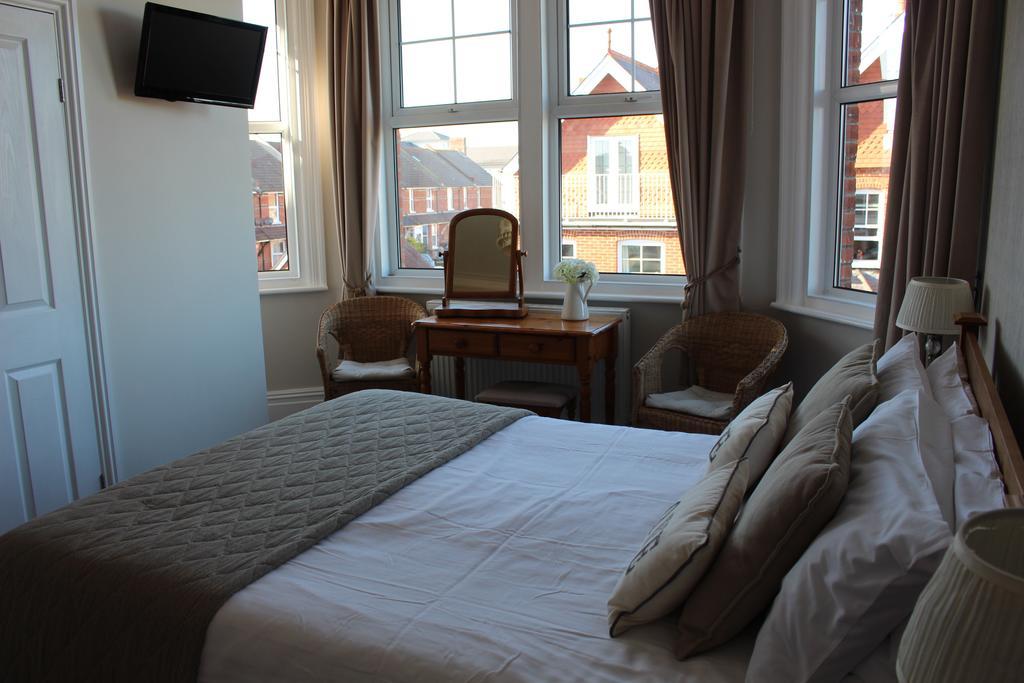 Beamsley Lodge B&B AEGON International Esterno foto
