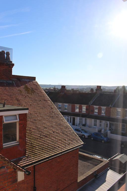 Beamsley Lodge B&B AEGON International Esterno foto