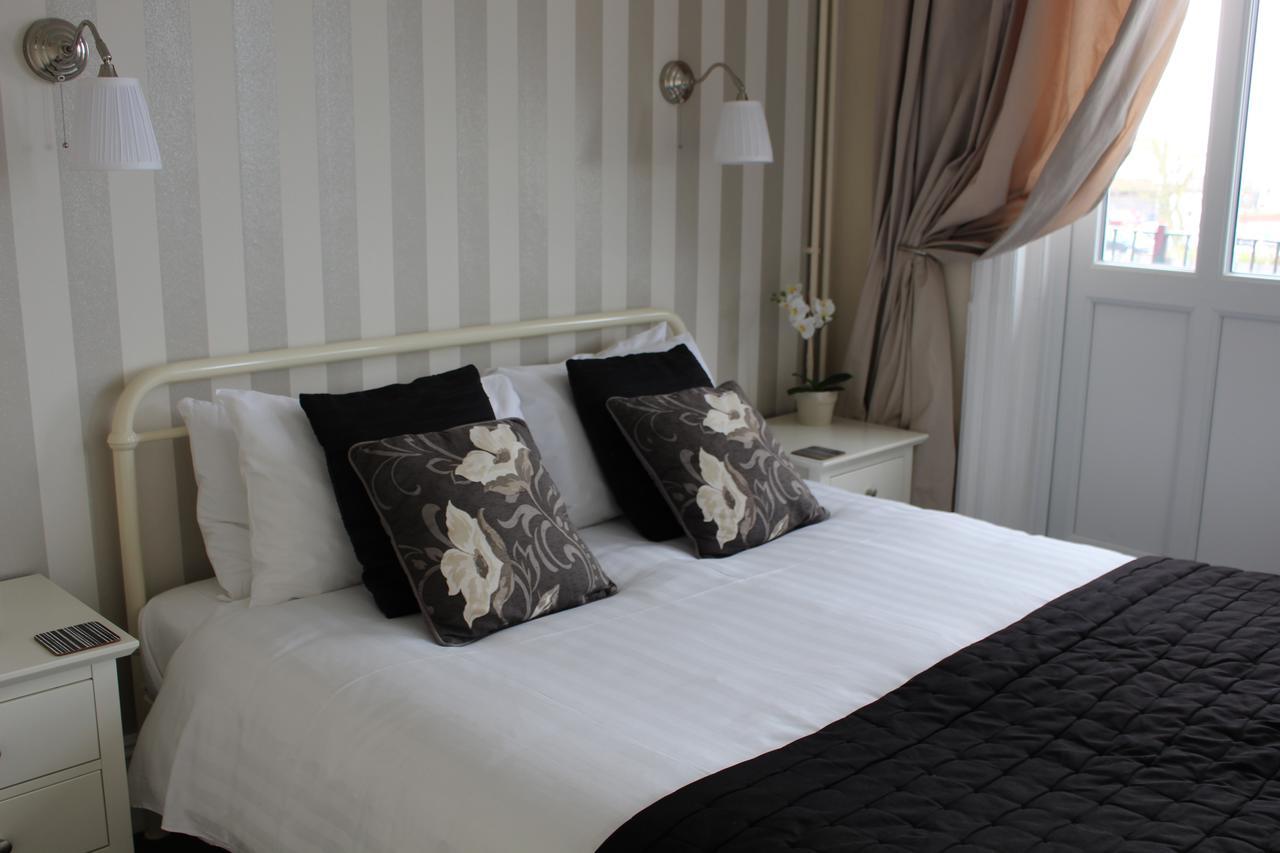 Beamsley Lodge B&B AEGON International Esterno foto
