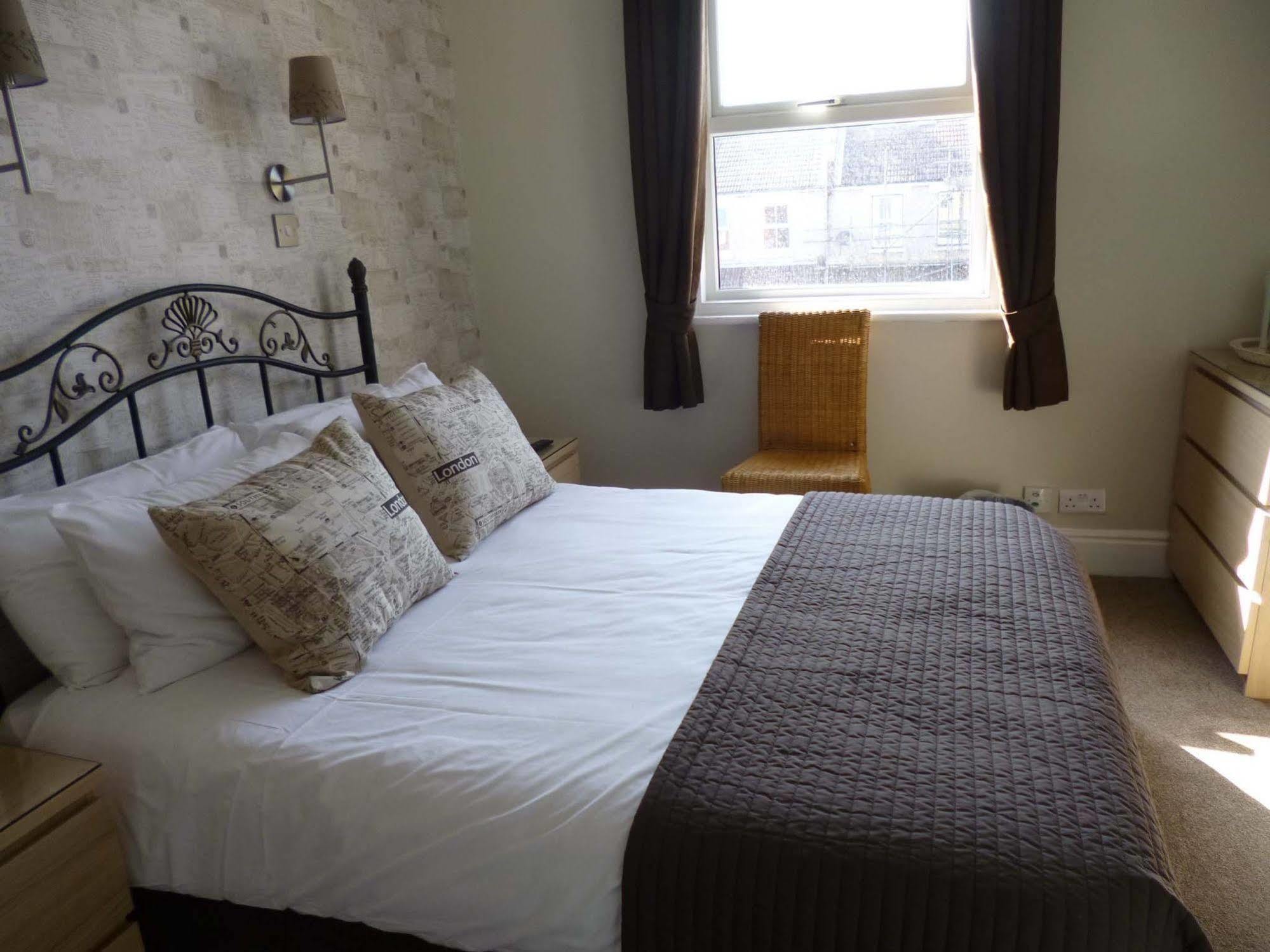 Beamsley Lodge B&B AEGON International Esterno foto